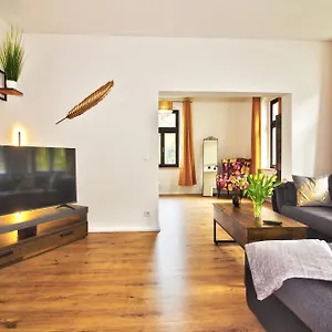 Neu: Wohnperle*feder Apartment Dresden
